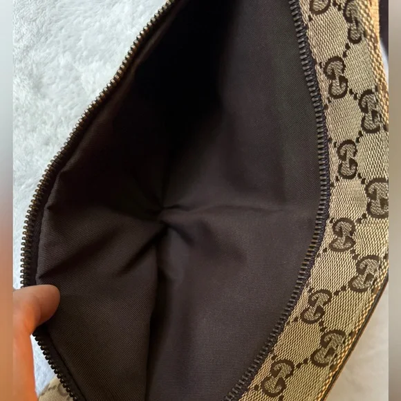 Gucci GG Canvas Belt Bag - Picture 8 of 14